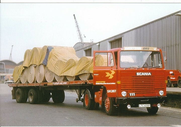 Photo LTC428P Scania 111 No SK287 Of Bridgend Branch BRS Western