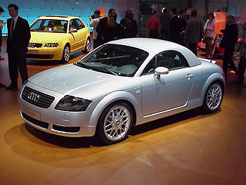 Photo 2000 Paris Auto Show Mk1 Audi Tt Hardtop Stock Photos