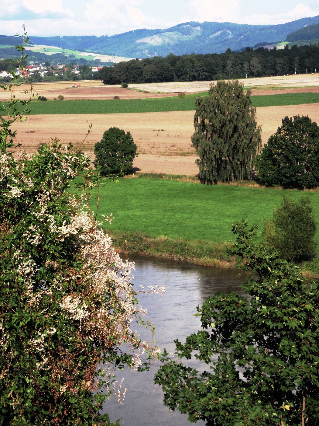 Blick ins Wesertal