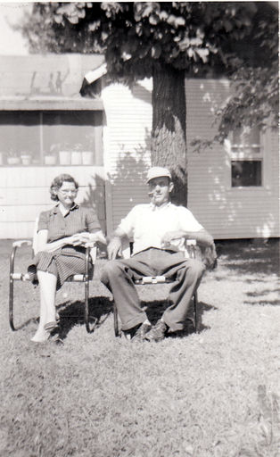 Old- (8) Ellen AUSTIN Osborne and husband, William Hubert "Bill" Osborne