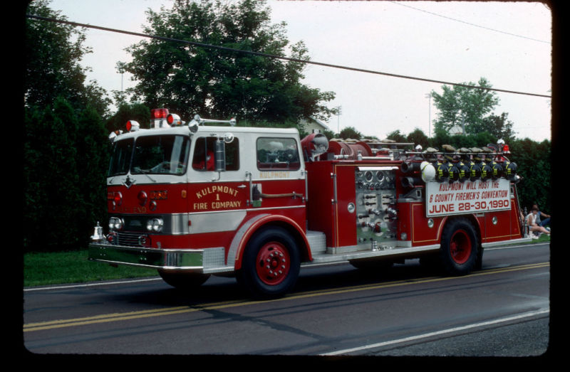 Photo Kulpmont PA International Bruco pumper color slide Canadian