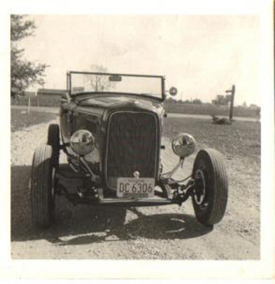 Photo: 1932 Ford Roadster (1) | 1932 FORD ROADSTERS IV album | LOUD ...