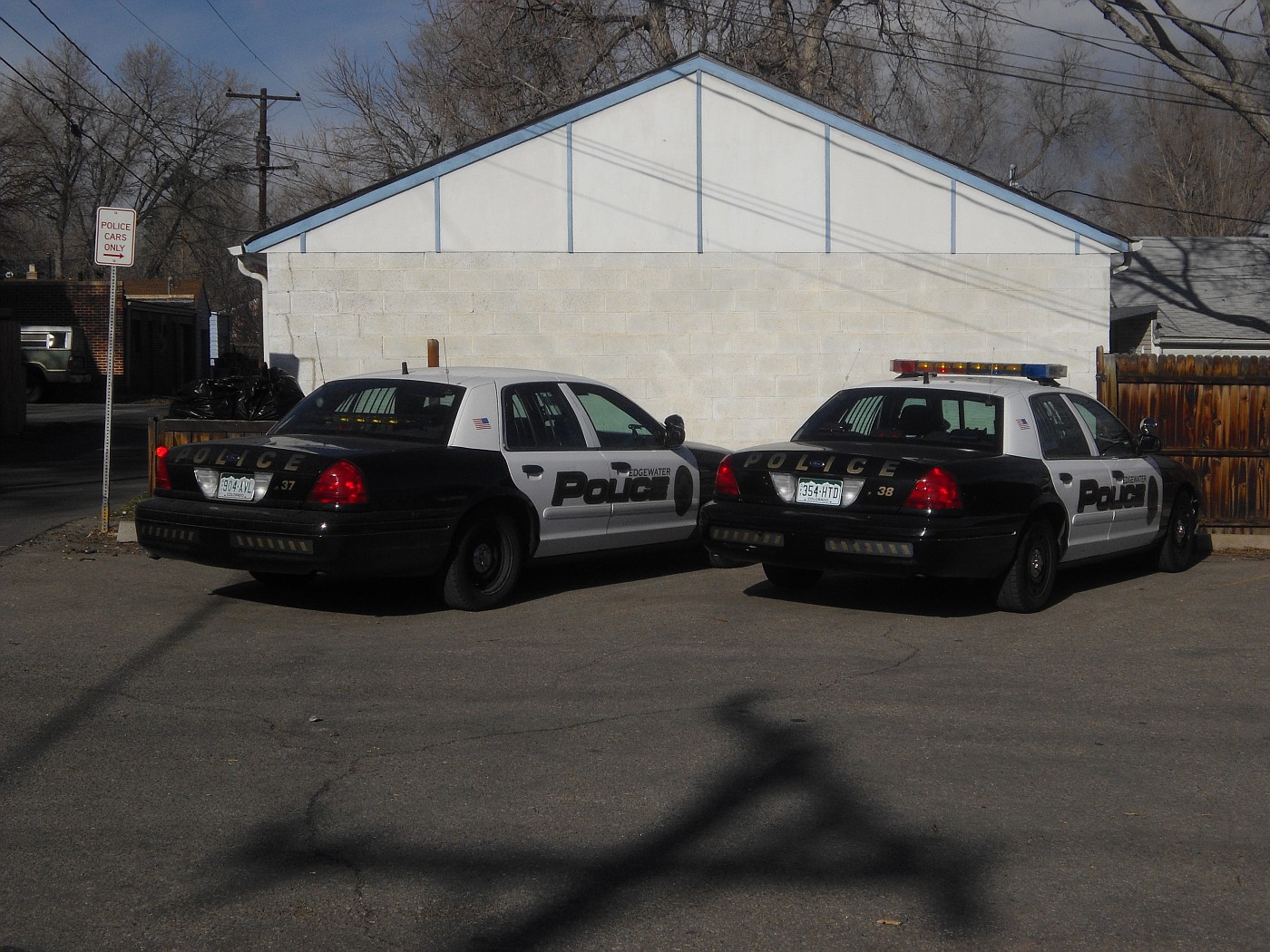 copcar dot com The home of the American Police Car Photo Archives