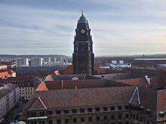 Blick von der Kreuzkirche zum Rathausturm
