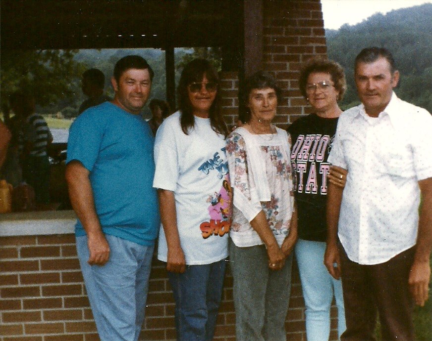 Photo: L TO R EVERETT - JANICE - ZELLA - LOIS - KELLEY | #1 - D.T ...