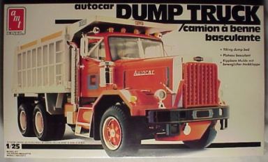 AMT 1/25 Autocar Dump Truck Model Kit