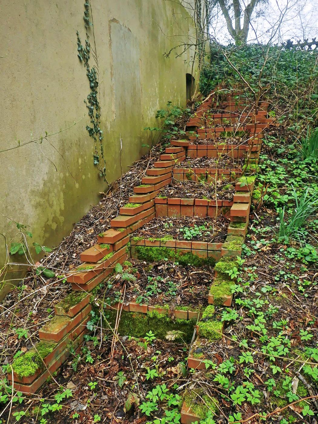 Treppe zum Haupteingang