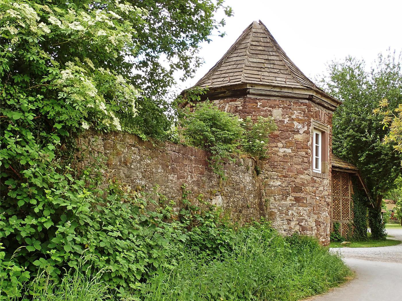 Turm Schlossmauer