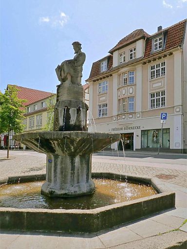Eisenhoit Brunnen