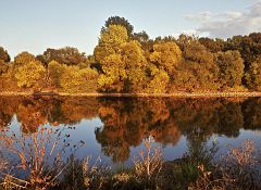 Der Herbst schwingt seinen bunten Pinsel